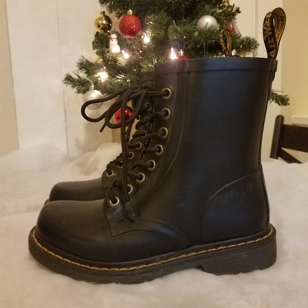 Doc Martens Drench Rubber Boots